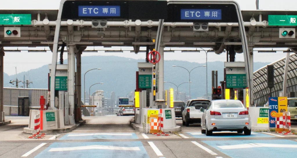 ETC-Cards-blue-lane-in-Japan